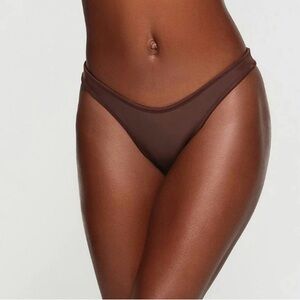 SKIMS Rubberized Scuba Swim Tanga Bikini Bottom Cocoa Brown Women’s Large NWT